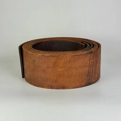 Cinturón de cuero vintage de maquinaria a prueba de agua diluvio tamaño mediano para fines decorativos Foto 1 de 4