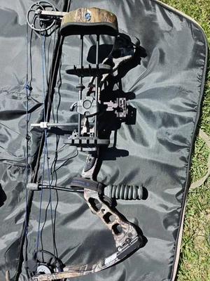🏹 Paquete de arco compuesto Quest - Configuración completa de caza/objetivo con estuche de tarántula Foto 1 de 4