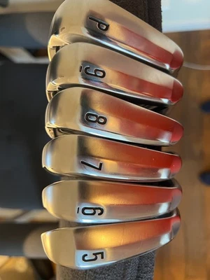 Srixon ZX5 MKII irons KBS Tour Lite - Image 1 of 4