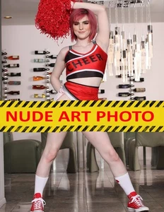 Ella Hollywood  | glossy borderless photo | various sizes | Trans Model - Picture 1 of 6