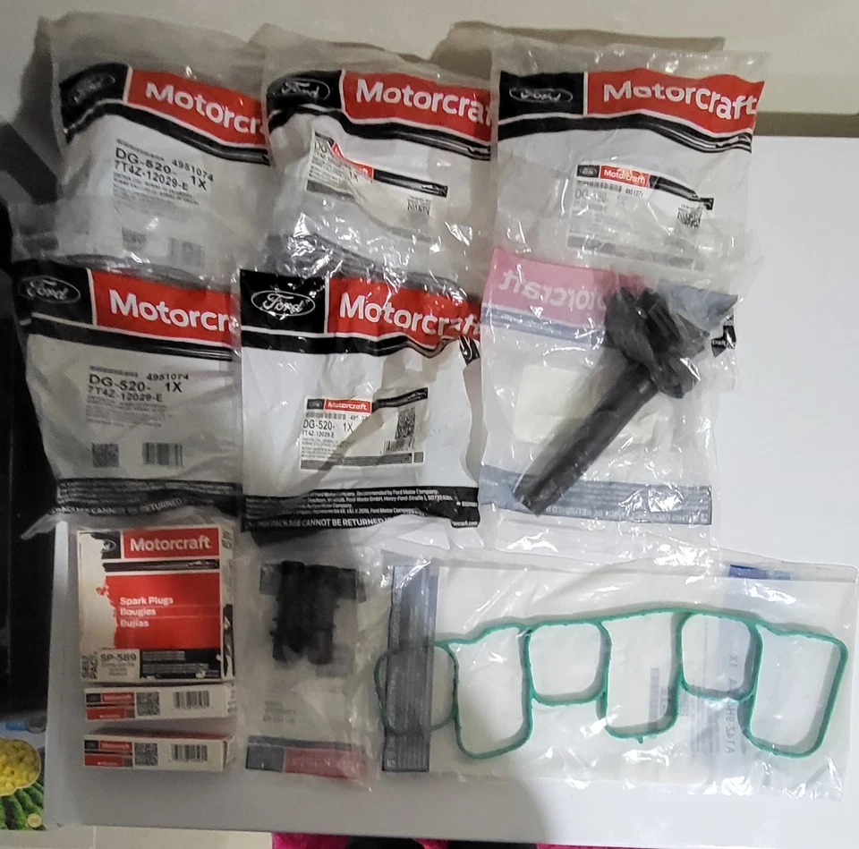 Ford Transit 250.350 2016 kit de puesta a punto de 3,7 L pieza OME Motorcraft. Foto 1 de 4