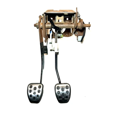 Педаль тормоза сцепления в сборе для Ford Mustang 1999-2004 годов выпуска - Изображение 1 из 4