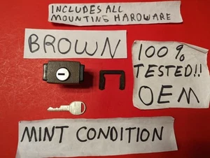 ✅OEM 82-93 CHEVY S-10 BLAZER GMC SONOMA JIMMY S-15 Glove Box Latch KEY INCLUDED! - Picture 1 of 17