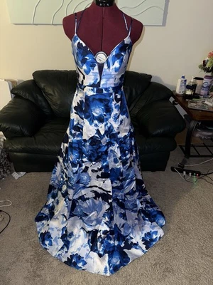 Prom Dress - Image 1 of 4