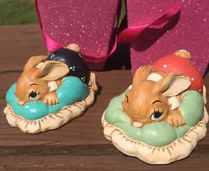 Three-TWO PENDELFIN Moorcraft BUNNY RABBITS Dodger Hand Painted 915.112 - Picture 1 of 12