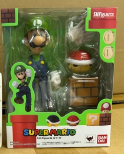 Bandai S.H. Figuarts Super Mario LUIGI action figure - Picture 1 of 2
