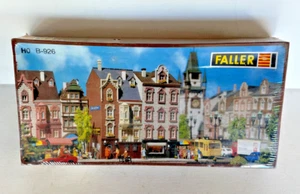 Vintage HO B-926 Mittelstadt Apartments by Faller - Picture 1 of 3