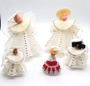 Lot 5 Vintage Christmas Figures Handmade Angels Ladies Plastic Canvas Beads - Picture 1 of 6