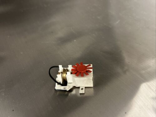 Picture 1 of 4