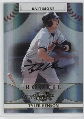 2008 Donruss Threads Rookie Gold Signatures /100 Tyler Henson #105 Auto - Image 1 of 2