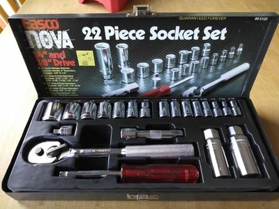Easco Nova 1/4" & 3/8" Drive 22 Piece Socket Wrench Set In Box Complete Working  - Image 1 of 4