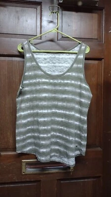 Camisa sin mangas Eddie Bauer verde oliva y blanco a rayas talla X Foto 1 de 3