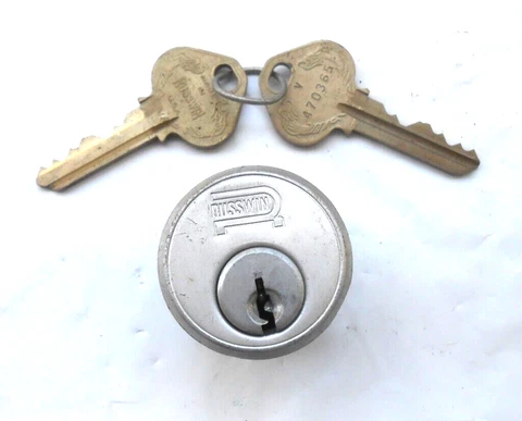 Vintage RUSSWIN   Mortise   Cylinder Lock  with 2 original Keys Cover