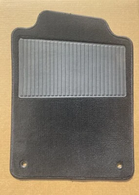 Alfombrillas delanteras izquierda y derecha NOS 1997-2004 C5 Corvette OEM Foto 1 de 4