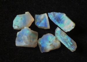 PIERRE DE LUNE, pierres brutes avec reflets, lot de 6 = 7,2 g. minéraux Inde
