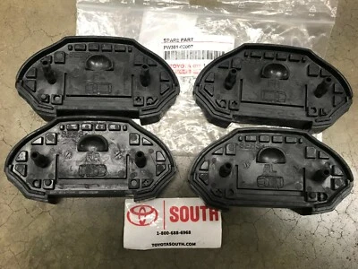 Toyota Corolla 2019-2020 hatchback bases de goma para barras transversales PW301-02007 Foto 1 de 2