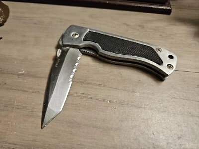 BONITO CUCHILLO GRANDE ESTILO PLEGABLE - EMPUÑADURAS TEXTURIZADAS - LINERLOCK Foto 1 de 4