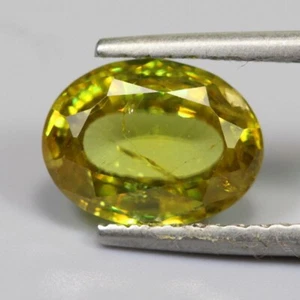 2.53 CTS NATURAL GOOD FIRE APPLE GREEN SPHENE/TITANITE OVAL SHAPE LOOSE GEMSTONE - Picture 1 of 3