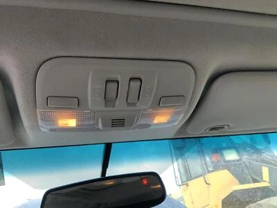 Consola central superior delantera usada se adapta a: Subaru Xv 2014 techo transversal con techo corredizo Fr Foto 1 de 4