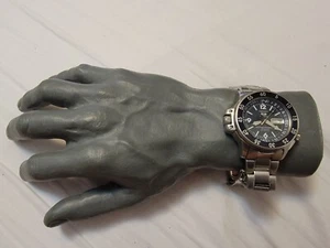 Seiko 5 Sports 7S36-01E0 Diver Day Date 23 Jewels Automatic Mens Watch - Picture 1 of 8