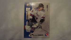 2005 06 IN THE GAME HEROES AND PROSPECTS  A-JK JAKUB KINDL AUTOGRAPH 