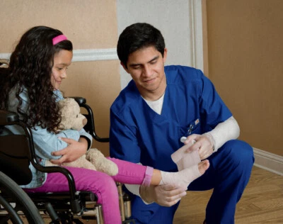 Juego Médico Carhartt Para Hombre - Pantalón Ripstop Multi-Cargo C54108A/Top C15108A Negro Foto 1 de 4