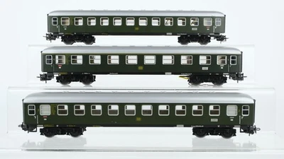 Märklin H0 Bundle Passenger Cars 2nd Class green part Illuminated DB - Image 1 of 4