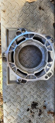 Adaptador GM 4L60E 1996-2006 carcasa de extensión 4x4 GMC Chevrolet 15028096 Foto 1 de 4