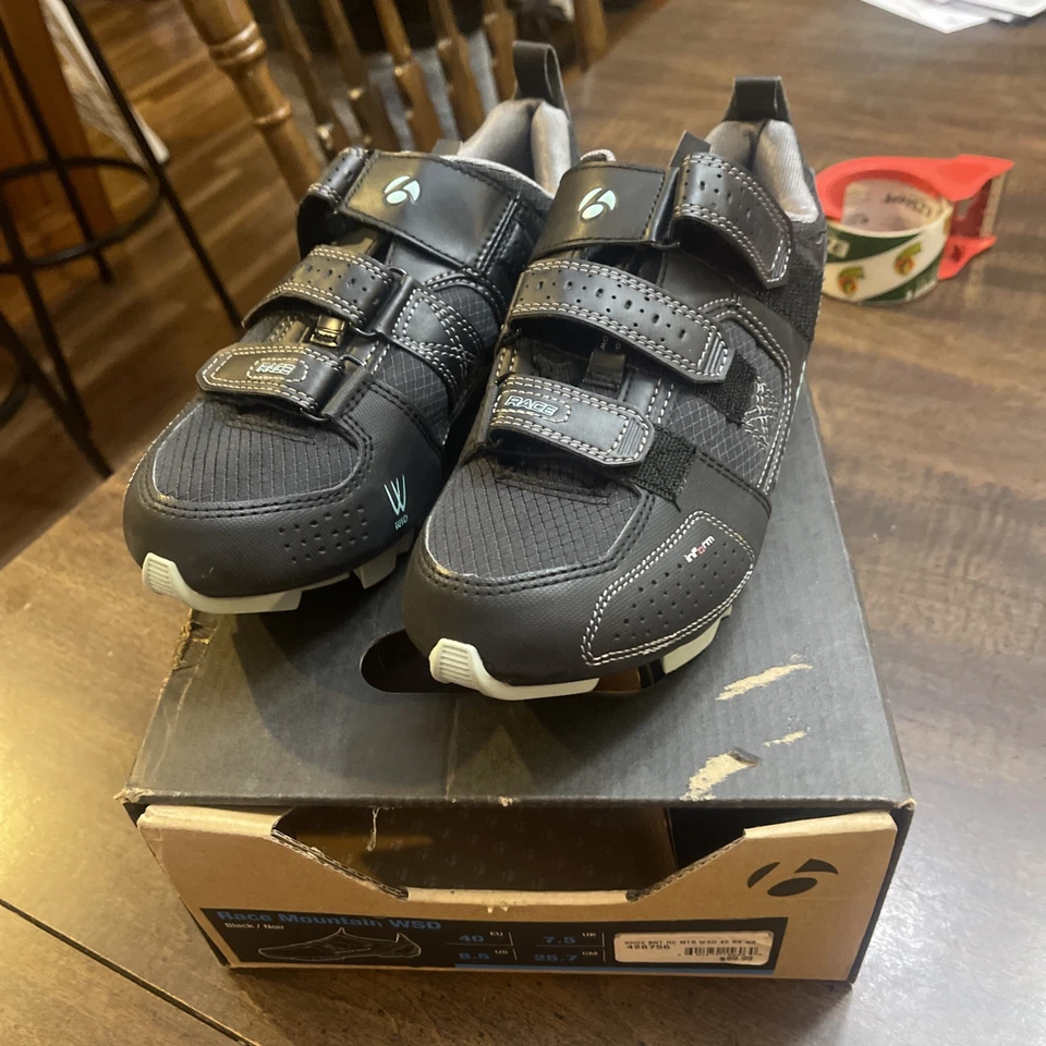 Zapatos de ciclismo Bontrager Race Mountain WSD para mujer talla 8,5 usados  Foto 1 de 4