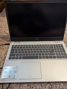 Dell Laptop Intel Core i5 8th Gen 15.6" Screen Windows 10 With Power Cord - Picture 1 of 9