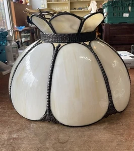 Tiffany Style Amber Glass Hanging Tulip Lamp - Picture 1 of 24