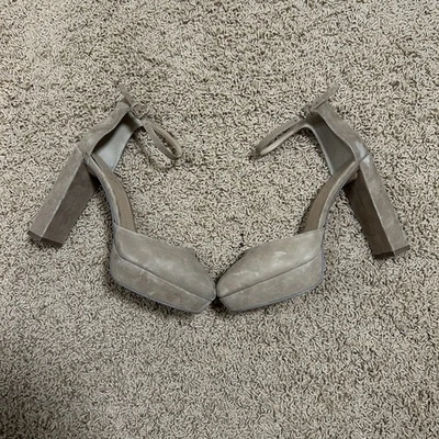 女式 Banana Republic 棕褐色麂皮绒高跟鞋 7.5 * 28 码 — 第 1/4 张图片