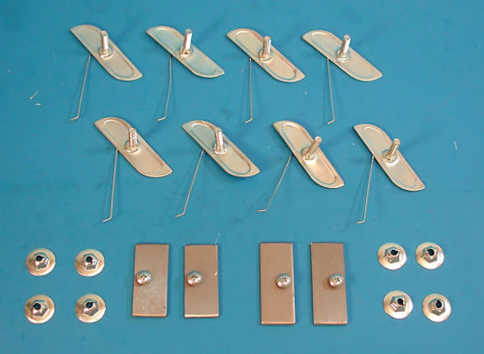 59 Chevy BelAir Juego de clips de moldura de puerta Bel Air 1959 NUEVO GM Foto 1 de 1