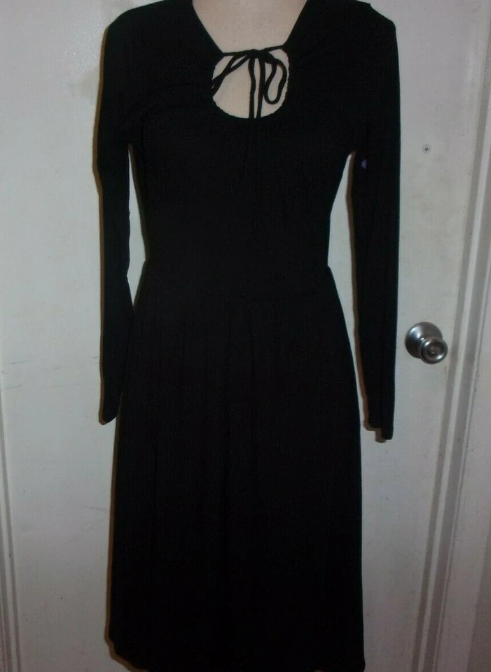 ModCloth Womens size Small ribbed dress Black Stretchy Casual (B67) - Image 1 of 4