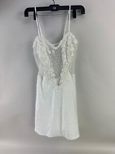 Flora Nikrooz Showstopper Lingerie Chemise Nightgown White Ivory Size S