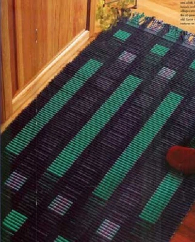 Handwoven magazine sept/oct 2003: rya, ripsmatta rug, towels, table runner, bath - Image 1 of 1