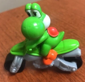 Classic 2014 McDonalds Happy Meal Yoshi Motorcycle Mariokart Nintendo Toy #4 WoW - Picture 1 of 5