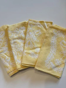 Set 4 tovaglioli cotone giallo vintage disegno floreale bianco 15”x 15” leggi - Foto 1 di 10