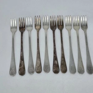 LOT OF 10 ANTIQUE VICTOR S. CO. A1+ IS TRIPLE SILVERPLATE COCKTAIL FORKS 6" PA - Picture 1 of 6