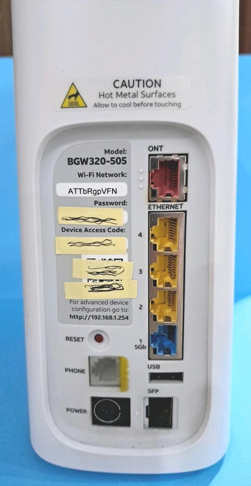 Gateway de banda ancha Wi-Fi At&T BGW320-505 4 puertos, blanco, solo para piezas Foto 1 de 1