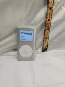 Apple iPod mini 1. Gen - 4GB - Silber - 1,67" Bildschirm - Bild 1 von 6
