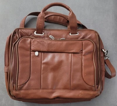 Maletín para computadora portátil McKlein de cuero marrón fly-Through Checkpoint-Friendly Foto 1 de 4