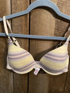 Xhilaration Bra 34 B Demi with wires - Picture 1 of 10