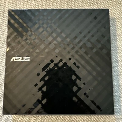 Unidad óptica externa 8X DVD-RW USB 2.0 DVD ASUS SDRW-08D2S-U Foto 1 de 4