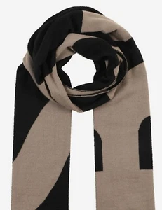 Hugo Boss Men's BOSS Scarf 'Acro' in Black, Logo print,Straight hem,All-over - Picture 1 of 4