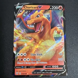 2020 Basic Pokemon Charizard V Ultra Rare 019/189 HP 220 Holo - Picture 1 of 24