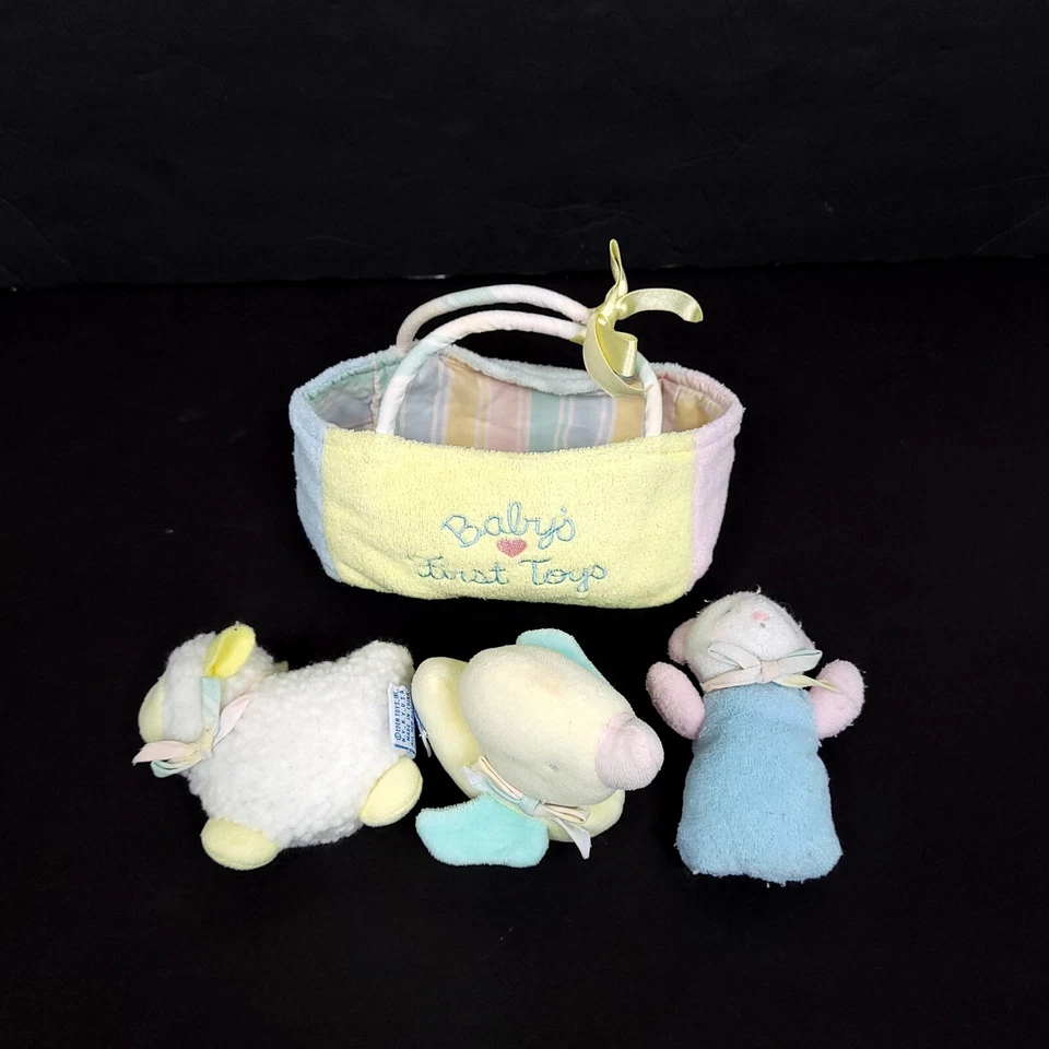 De Colección Eden Bebés Primeros Juguetes Cordero Pato Oso Sonajeros Cesta Pastel Terry Paño 4 Piezas Foto 1 de 4