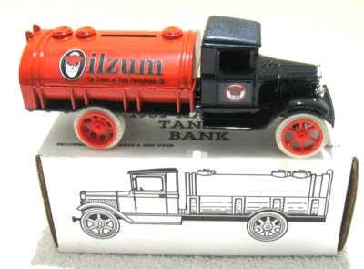 1990 ERTL 1931 HAWKEYE TANKER OILZUM TRUCK BANK COLLECTOR TOY - Image 1 of 4