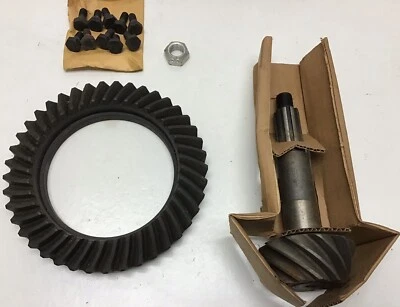 Vintage Jeep CJ-3B/5/6 Spicer Rear Ring and Pinion 3.73:1 ratio P/N 937824 N.O.S - Image 1 of 4