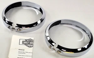 Harley Davidson Passing Lamp Trim Ring 1-Pair Blinker Bezel Chrome 69622-99B - Foto 1 di 1